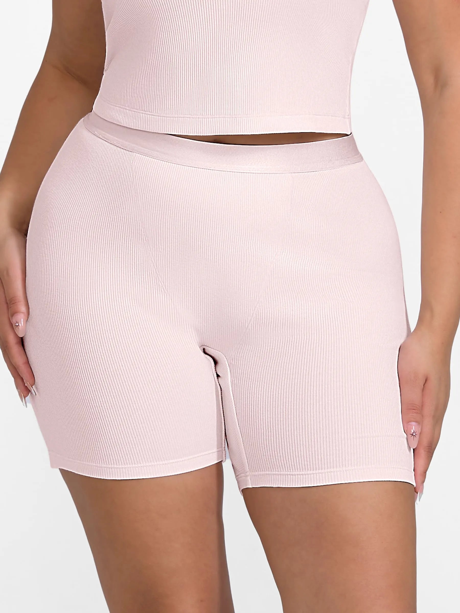 Comfortable Stretchy Mid-Waist Boxer Shorts