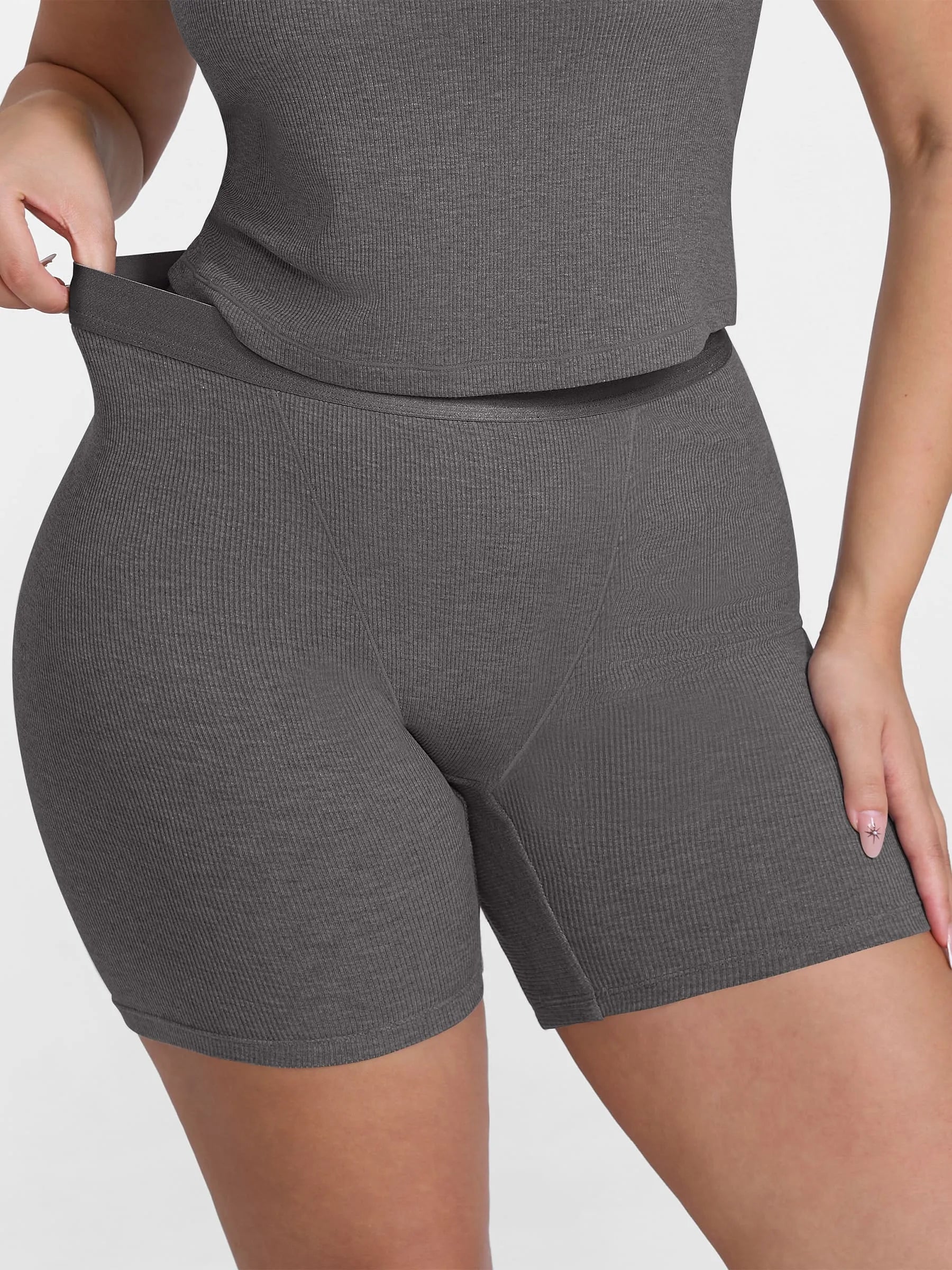 Comfortable Stretchy Mid-Waist Boxer Shorts